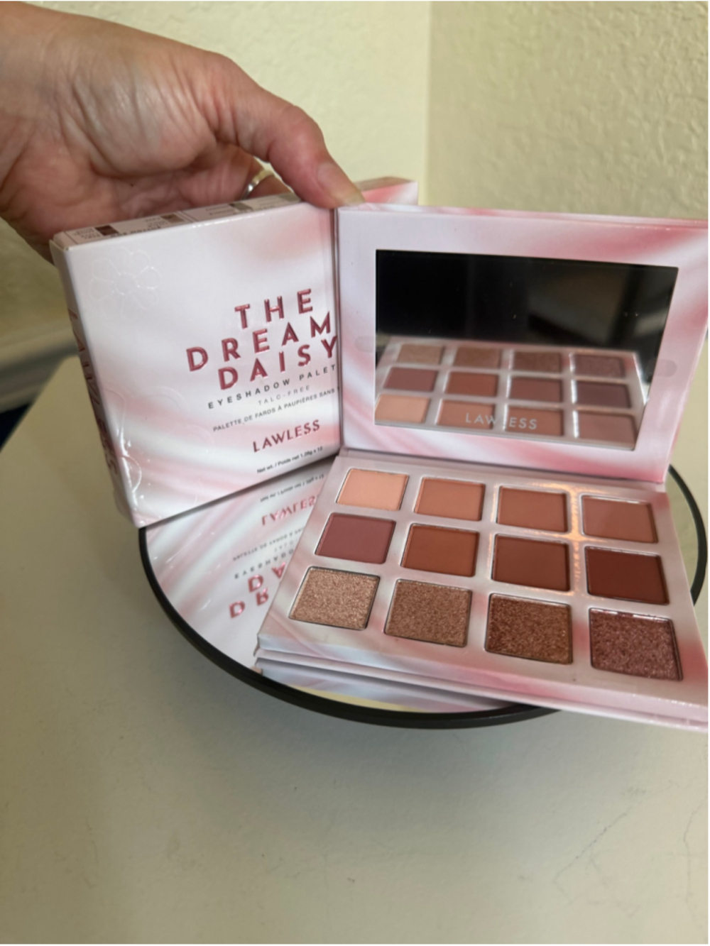 Women's Lawless The Dreamy Daisy Eyeshadow Palette, One Size, Pink and Brown